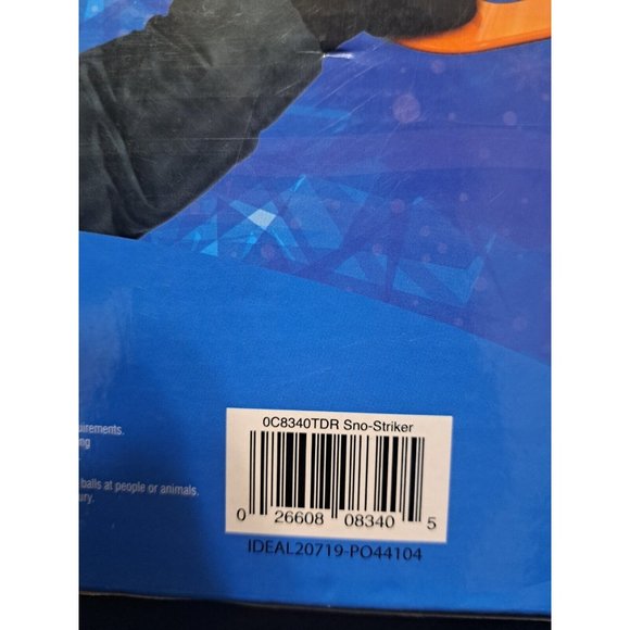 Sno-Striker Snowball Launcher Winter Snow Fun Ideal  NEW Snowball Fight Snow Day - Picture 6 of 9